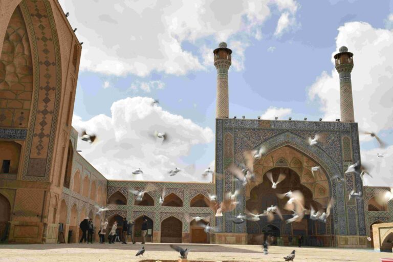 Irán